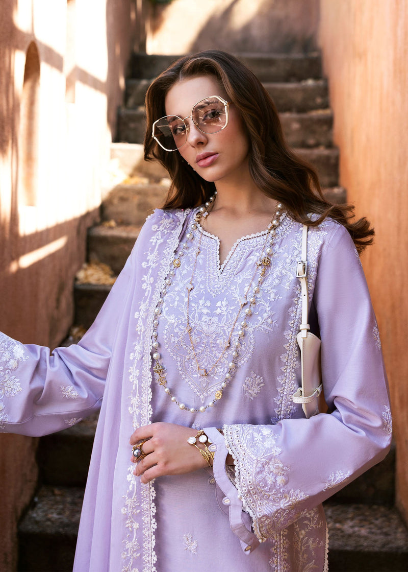 Zoe - Kanwal Malik