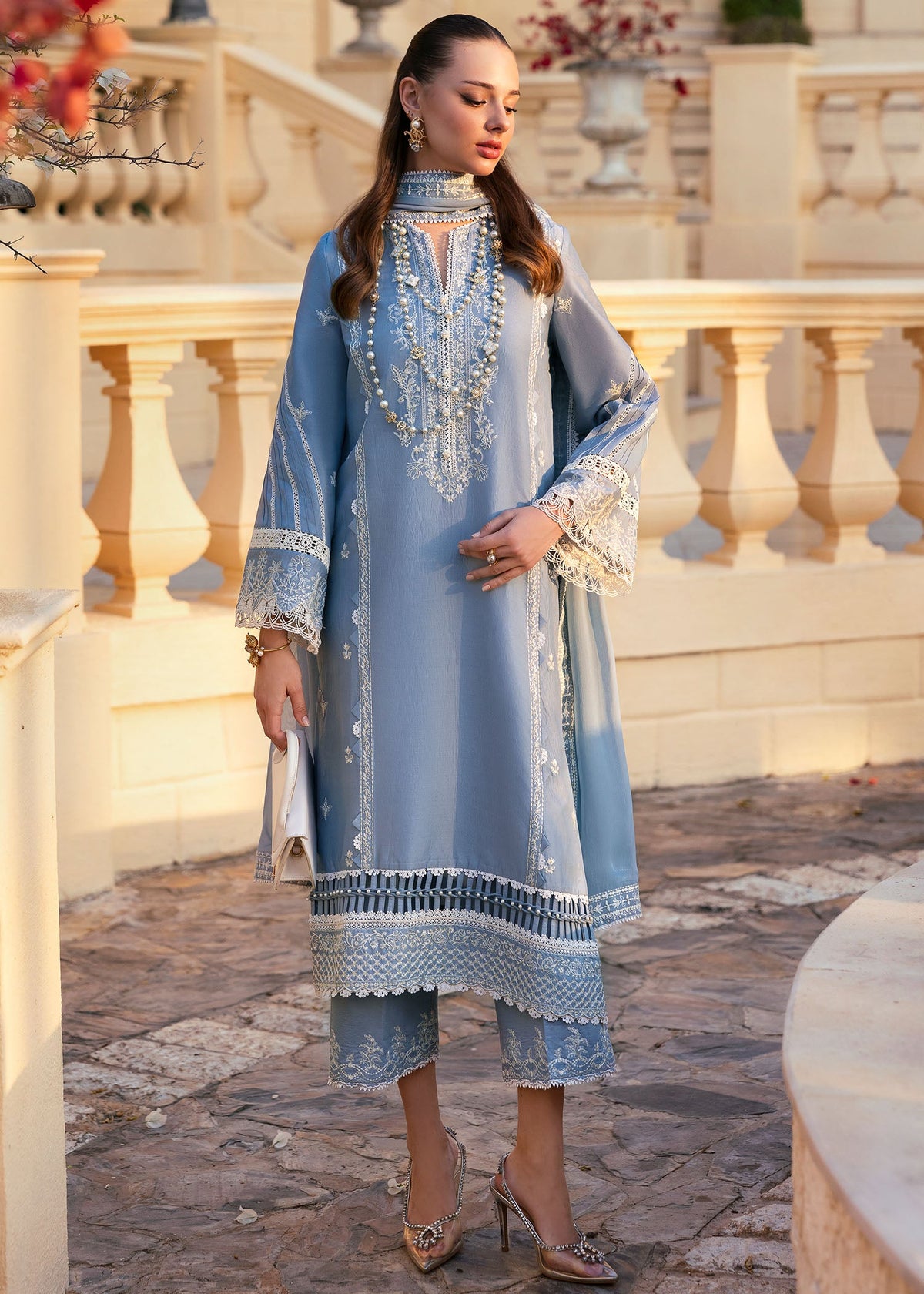 Kiara - Kanwal Malik
