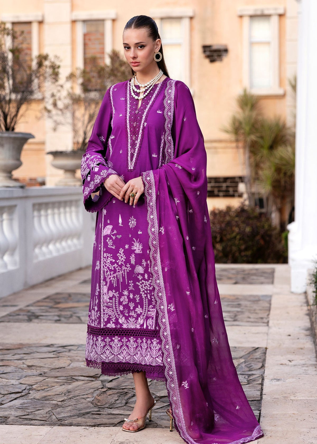 Cyra - Kanwal Malik