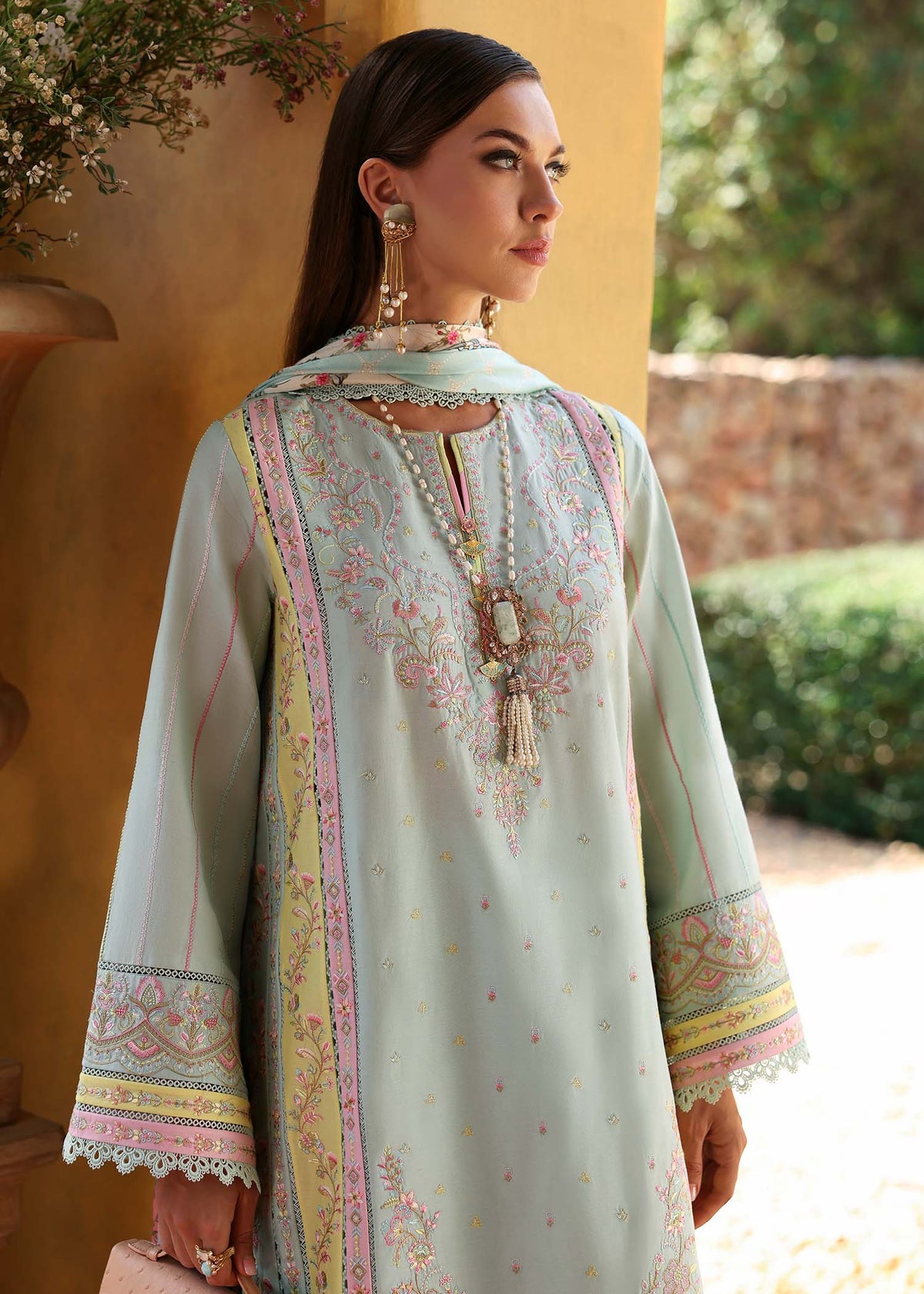 Camila - Kanwal Malik