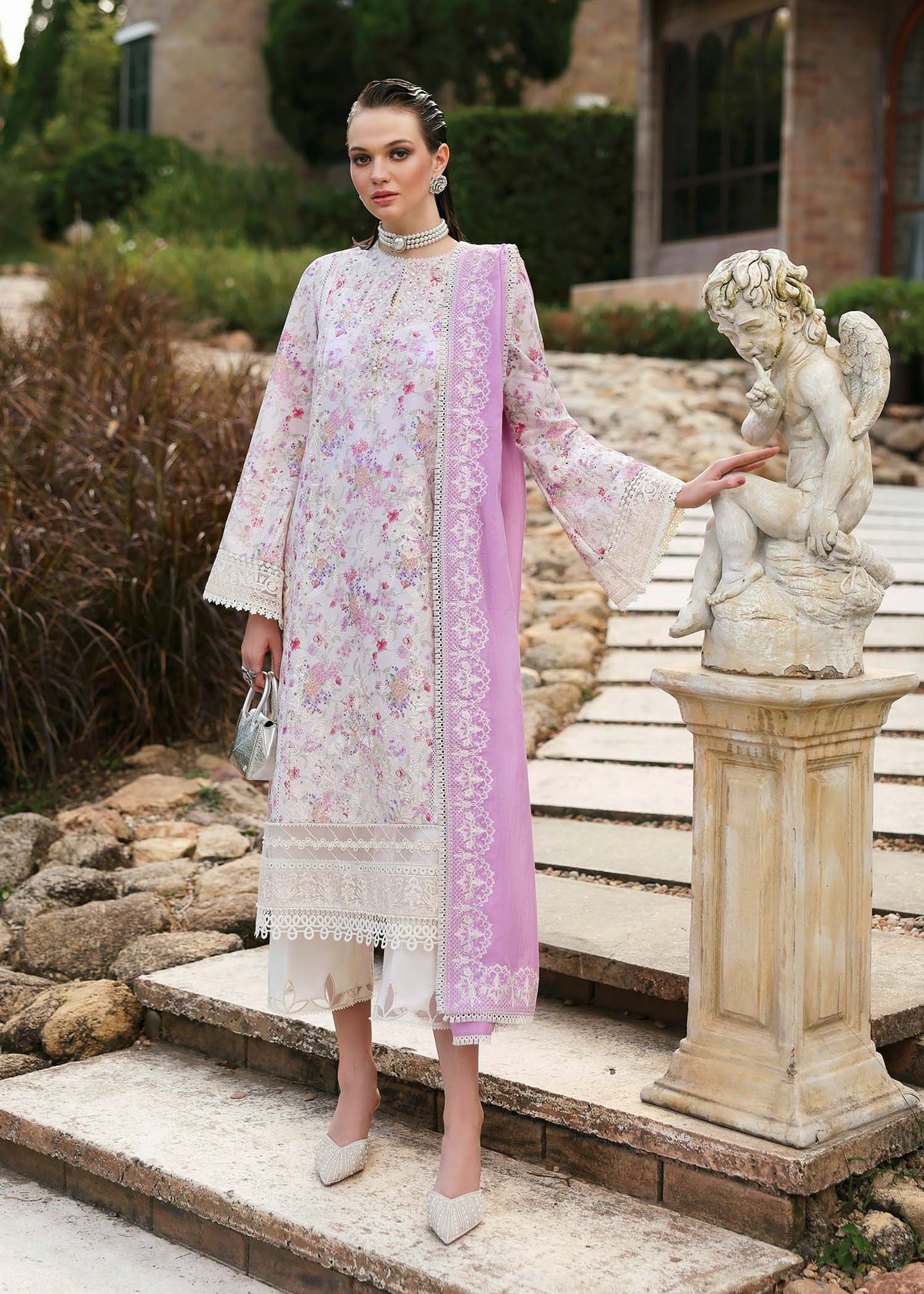 Raya - Kanwal Malik